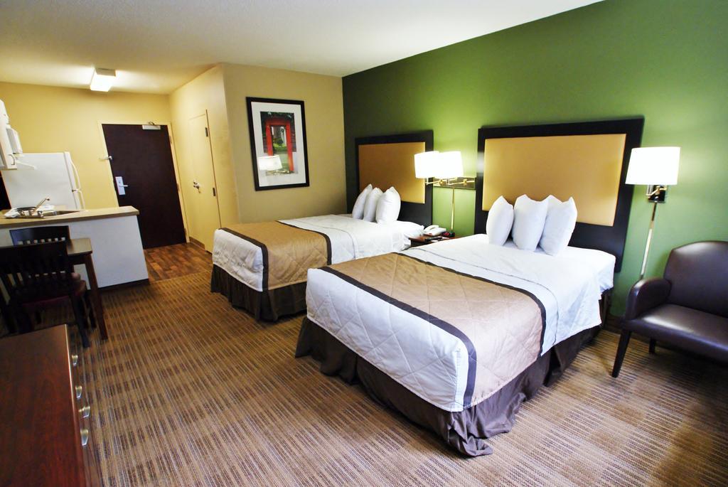 Extended America - Angeles - Northridge Hotel